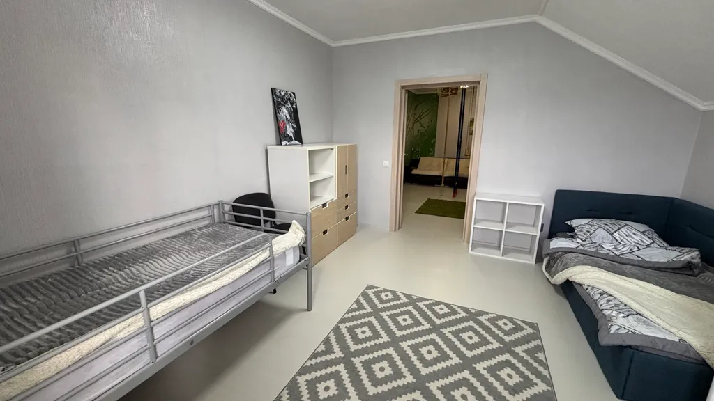 Дом в Анапе с банным чаном для дружной компании в окружении сада