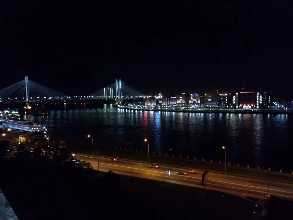 Квартира 1-комнатная квартира с видом на Неву — Санкт-Петербург