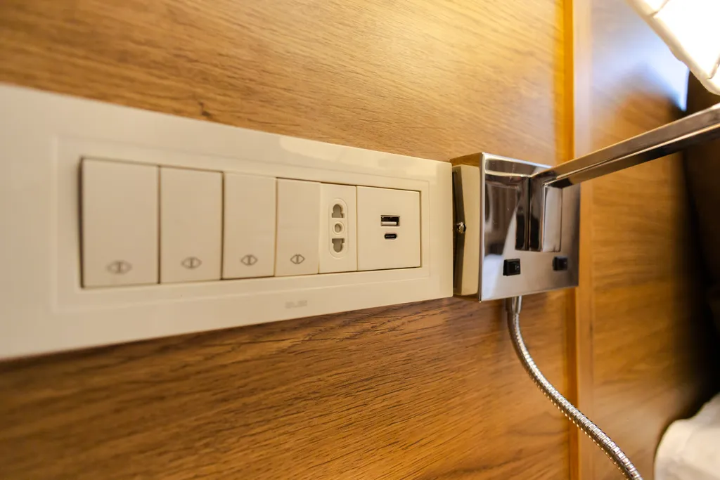 Современная квартира с двумя спальнями и новым ремонтом в центре