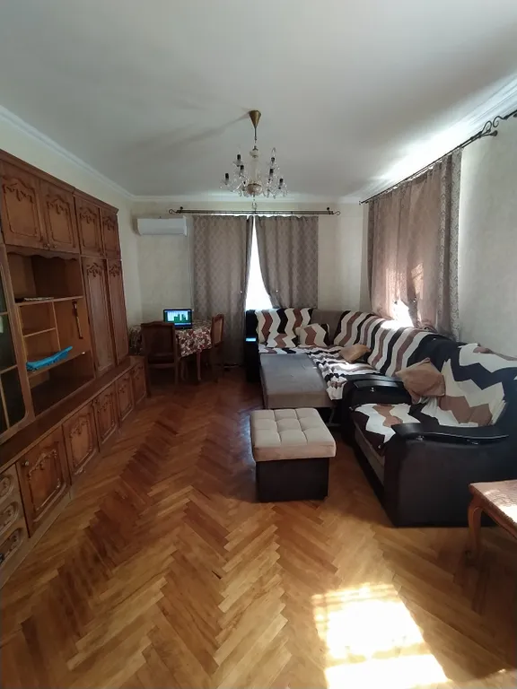 Трехкомнатный дом с парковкой