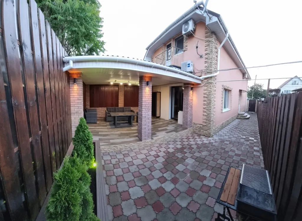 Коттедж под ключ в центре Анапы