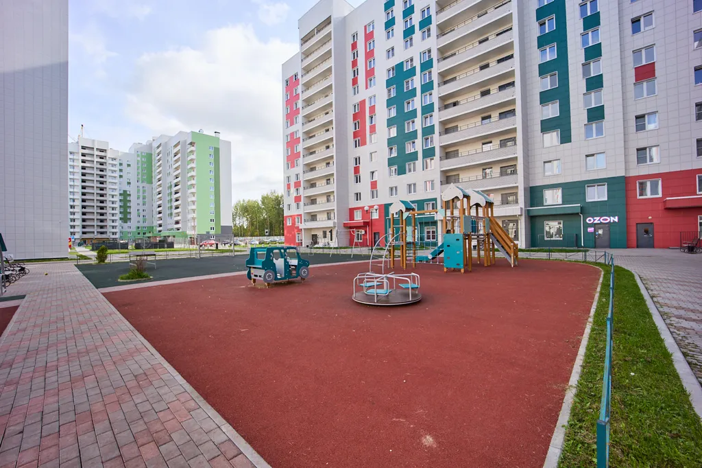 Новый уровень комфорта: стильный интерьер+ безопасный двор