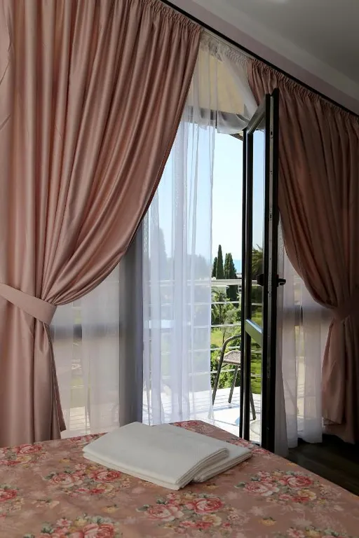 Квартира Комната — Гагра