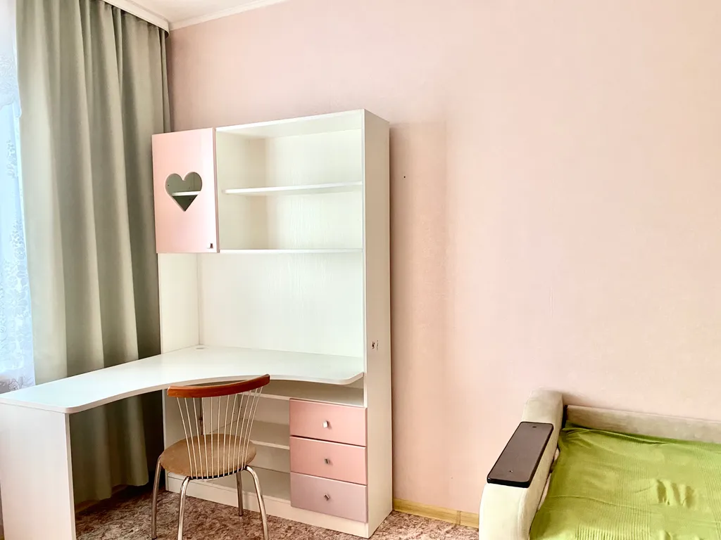 Квартира в центре города в тихом дворике с видом из окон на парк