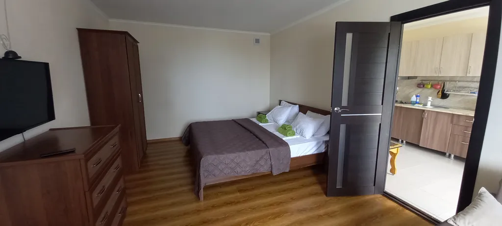 Квартира с видом на море, отдельный вход, личная зона отдыха — аренда посуточно в Лоо