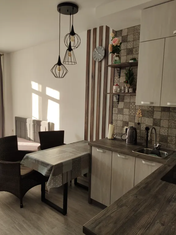 Уютные апартаменты с балконом недалеко от подъёмников