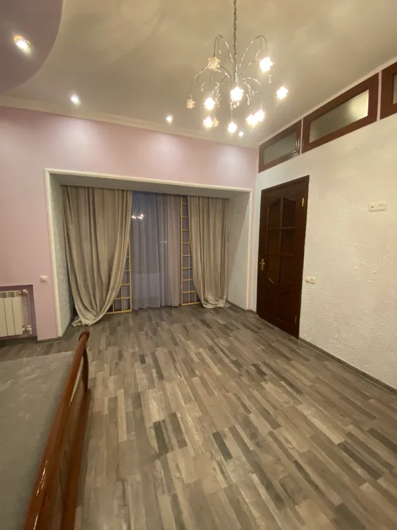 Большой дом с 5-ю спальнями