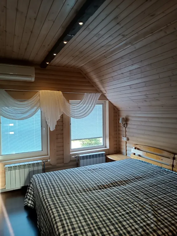 Коттедж Уютный коттедж около озера и леса — Первомайское