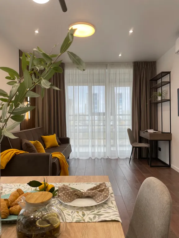 4-х комнатные апартаменты рядом с ТРК Планета