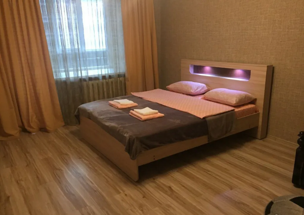 Уютная и просторная квартира — аренда посуточно в Череповец