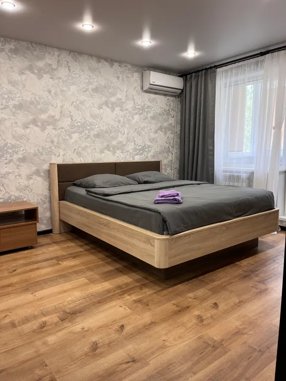 Комфортная квартира в центре Ленинского района — аренда посуточно в Комсомольск-на-Амуре