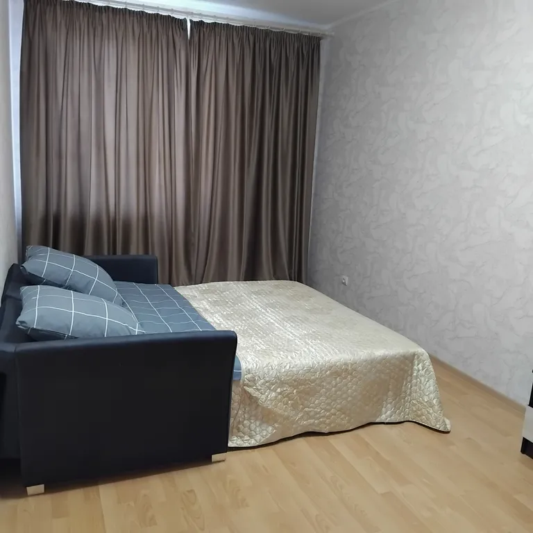 Светлая чистая квартира в тихом районе