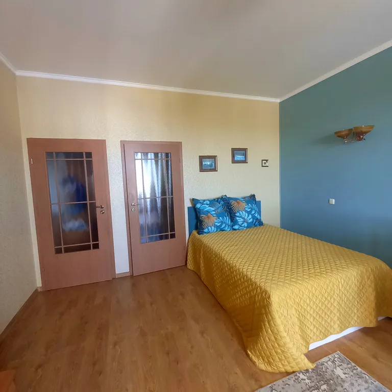 Квартира Однокомнатная квартира в курортной зоне с видом на море — Евпатория