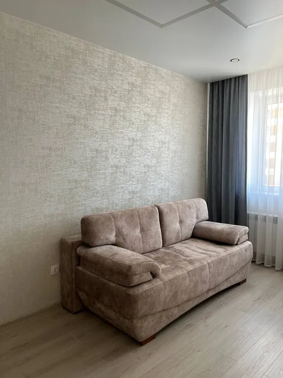 Трехкомнатная квартира-студия в центральном районе