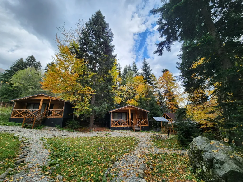 Коттедж Коттедж Уютное шале в окружении леса — Архыз