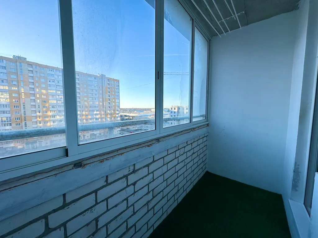 Большая однушка около Глобуса