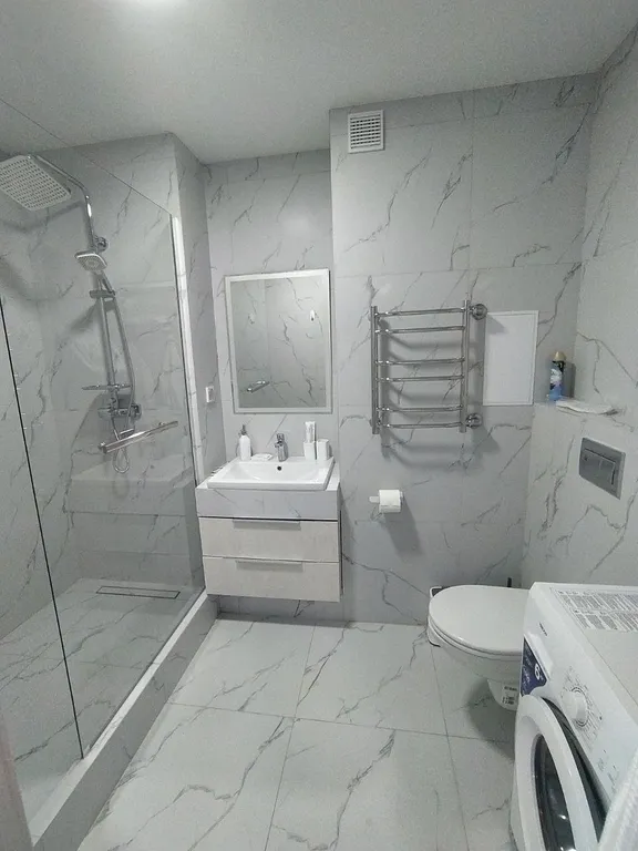 Квартира-студия в новом доме с видом на горы