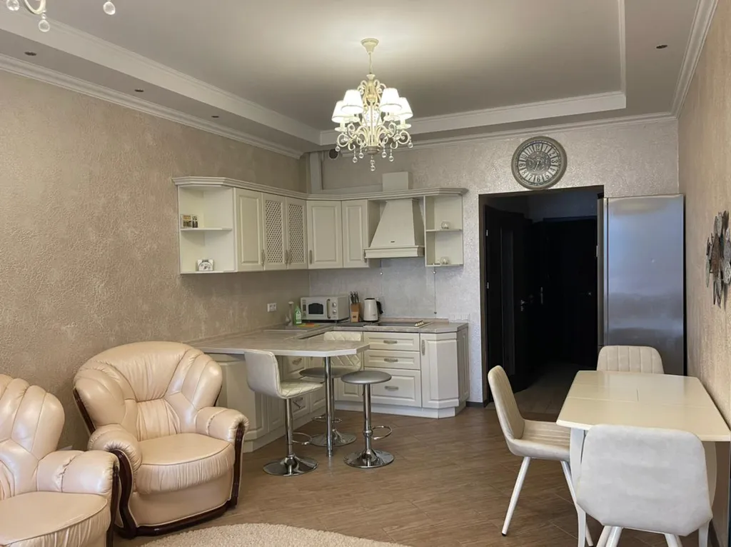 Апартаменты с видом на море в районе гостиницы Ялта Интурист