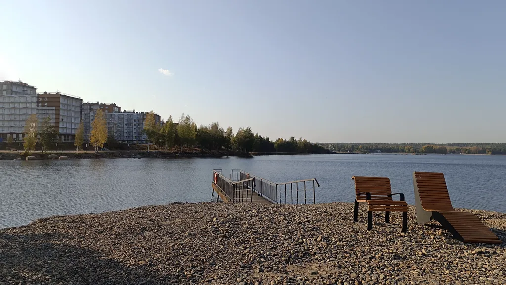 Уютная квартира на берегу озера, с собственным пляжем.