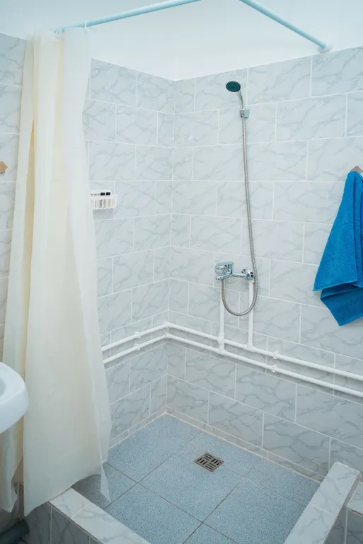 Двухкомнатная квартира на Холмогорова