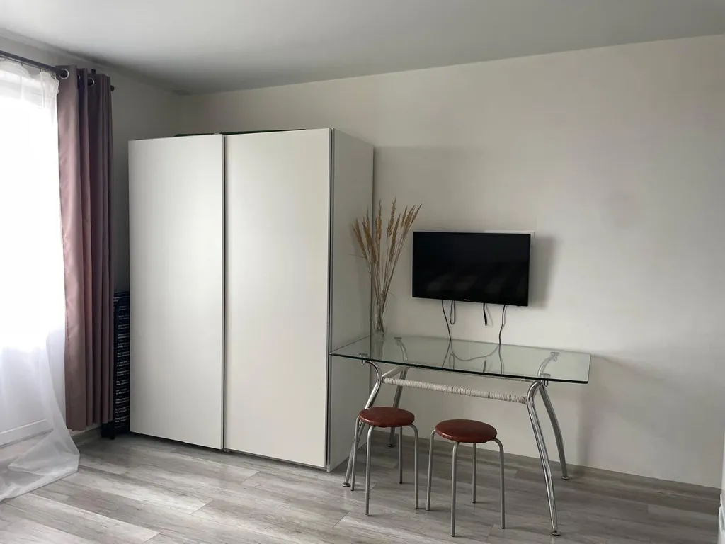 Светлая студия