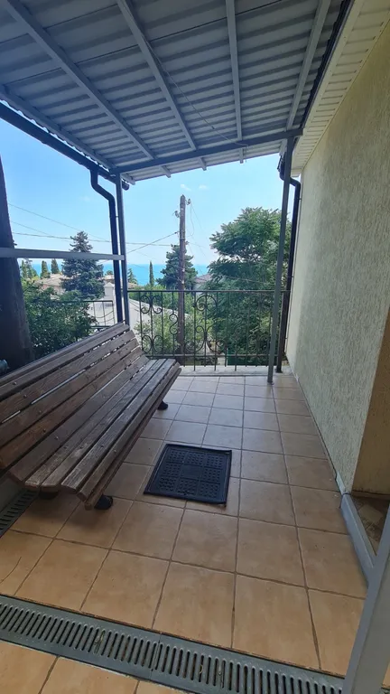 Квартира Квартира Уютный домик на побережье Крыма — Гурзуф