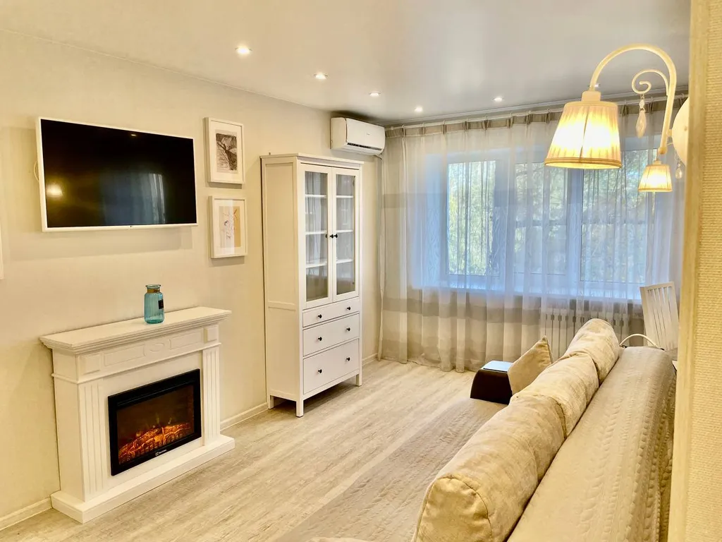 1-комн пл. Володарского Центр