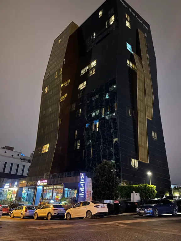 Studio apt with incredible view of the sea near metro station