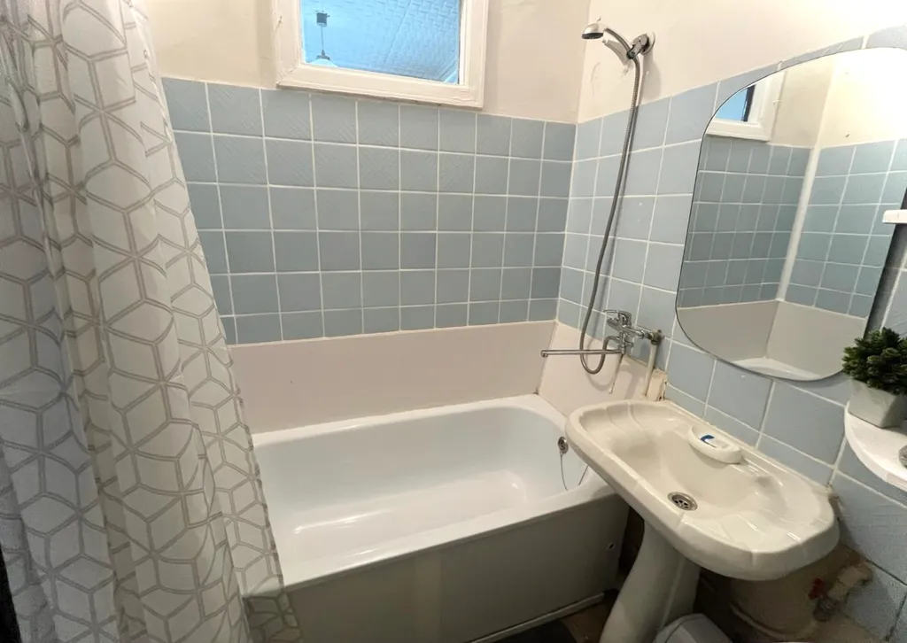 Квартира Уютная квартира рядом с ТЦ Акварель, Кардиоцентром ВолГУ, Перинатальным центром — Волгоград