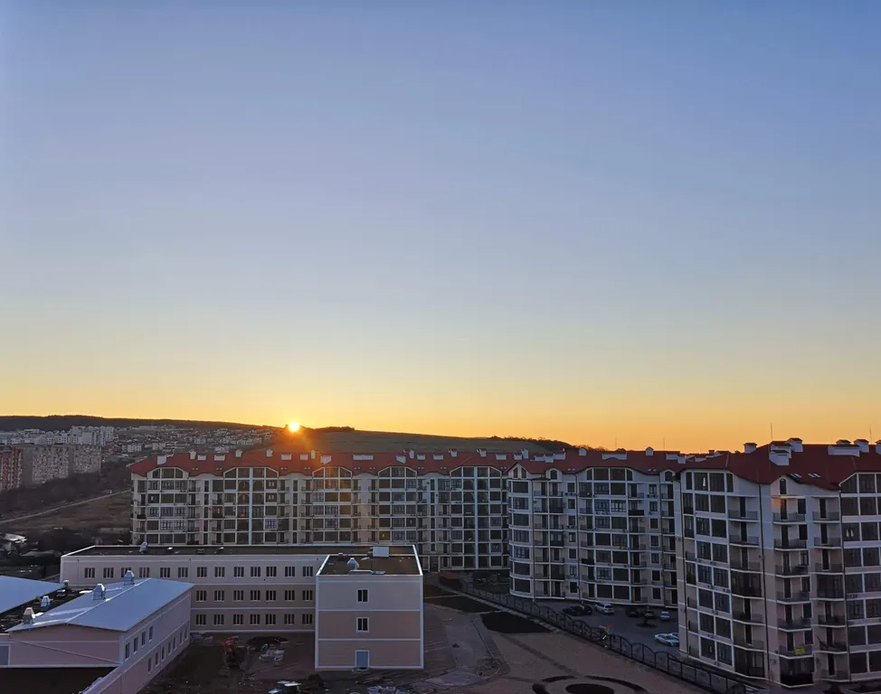 Квартира Прекрасная квартира у моря с видом на восход — Геленджик