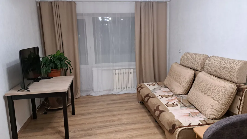 Квартира Квартира с видом на горы в центре города — Аша