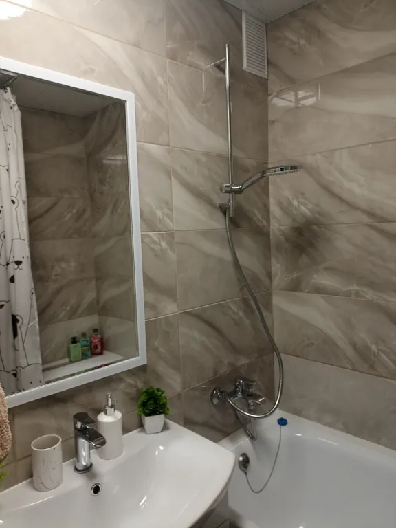 Уютная квартира в спальном районе не далеко от центра города