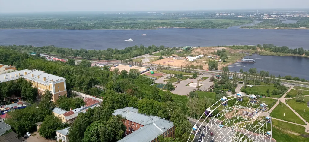 Просторная квартира у колеса обозрения