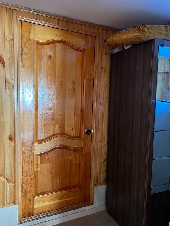 Первый этаж частного дома в центре