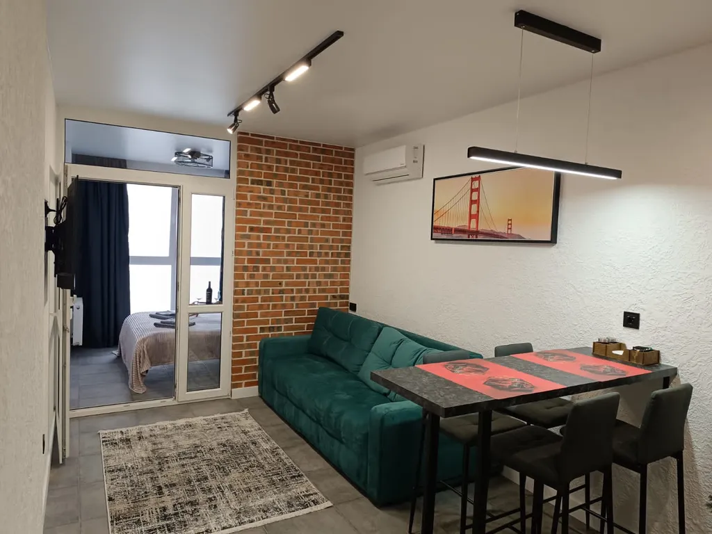 Евро2 лофт на Державинском с видом на восход солнца