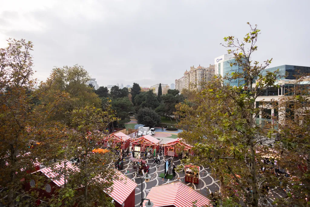 2 спальни + гостиная, прямой балкон с видом на гору Таргова