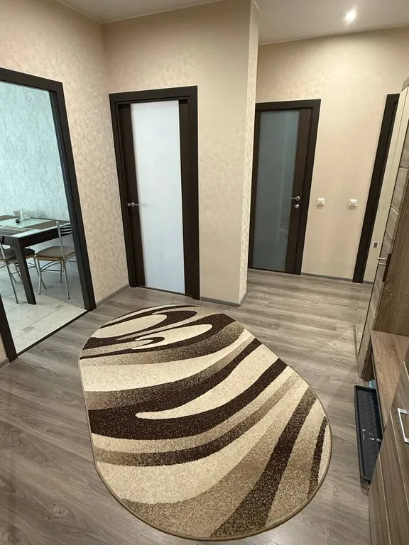 Двухкомнатная уютная большая квартира в районе с развитой инфраструктурой