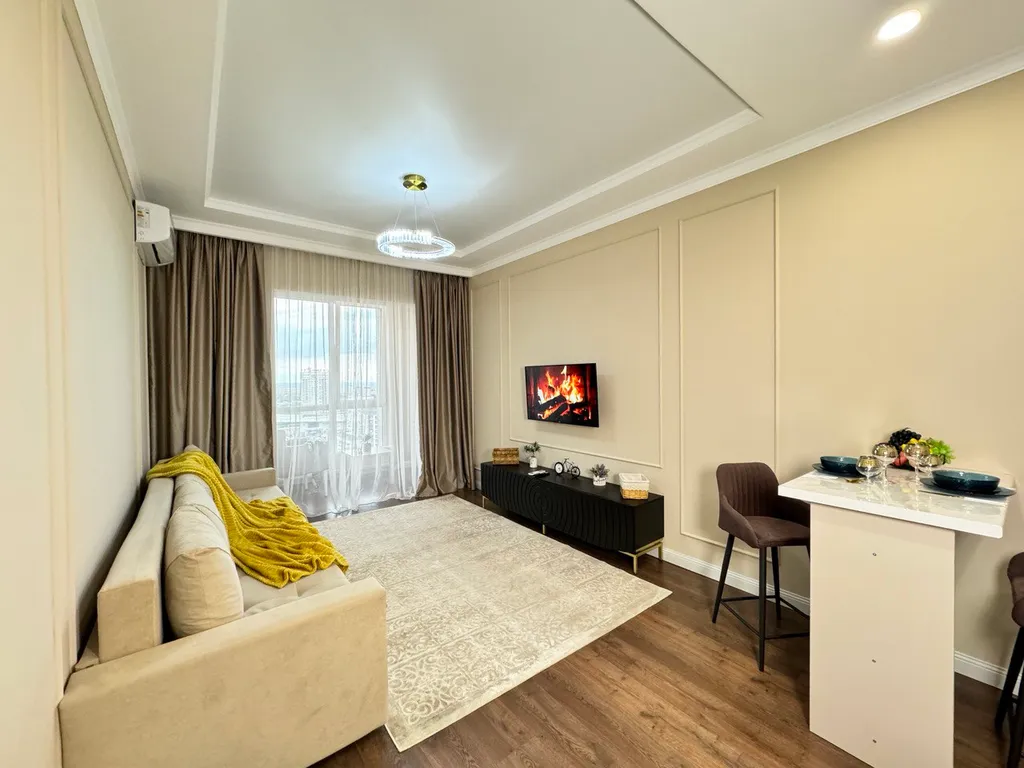 Евродвушка в ЖК Комфорт Сити с видом на горы, рядом с ТЦ MEGA