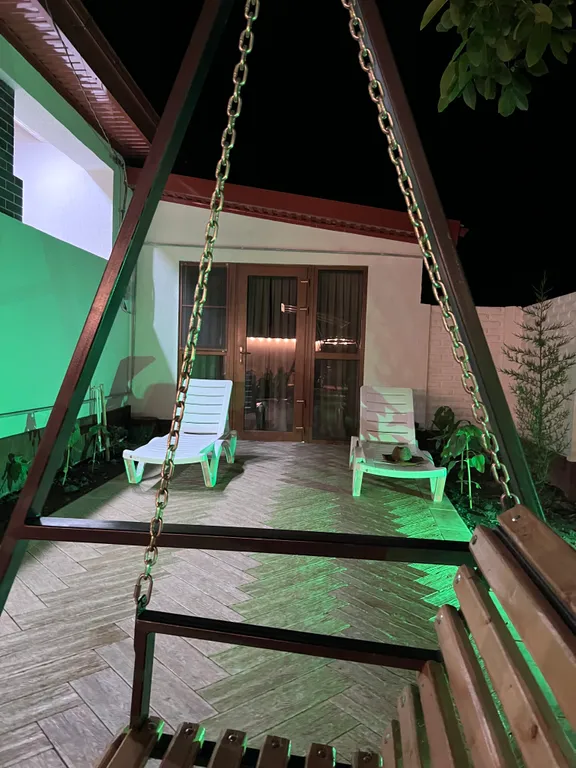 Коттедж у моря и лианового леса