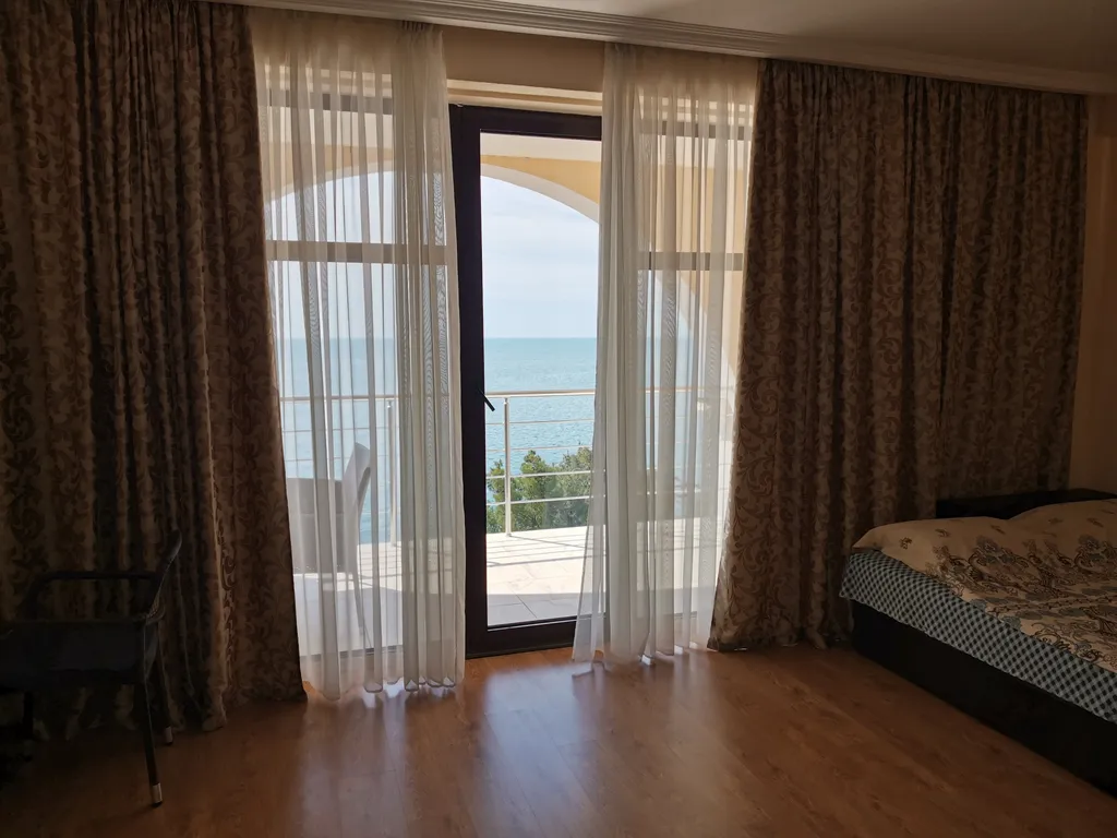 Квартира Апартаменты с видом на море — аренда посуточно в Ливадия