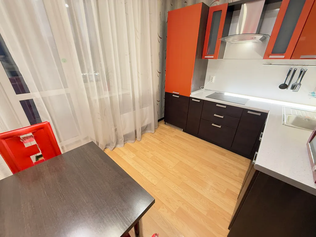 Тут хорошо на Сурикова