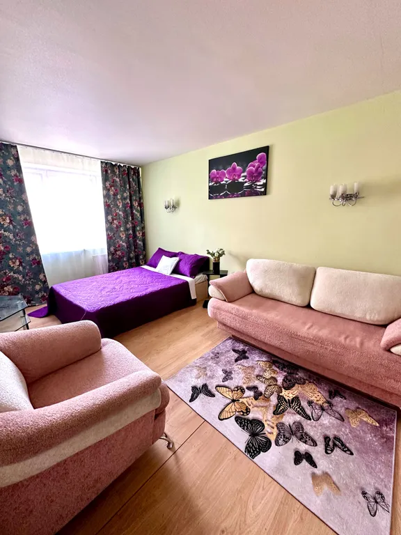 Уютная двухкомнатная квартира на Московском