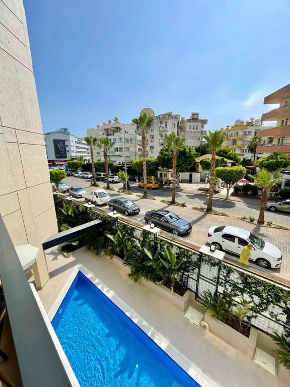 Luxury Flat 300m to the Beach