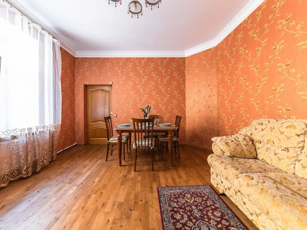 Тайна старого двора