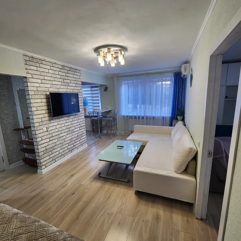 Уютная квартира у моря — аренда посуточно в Орджоникидзе