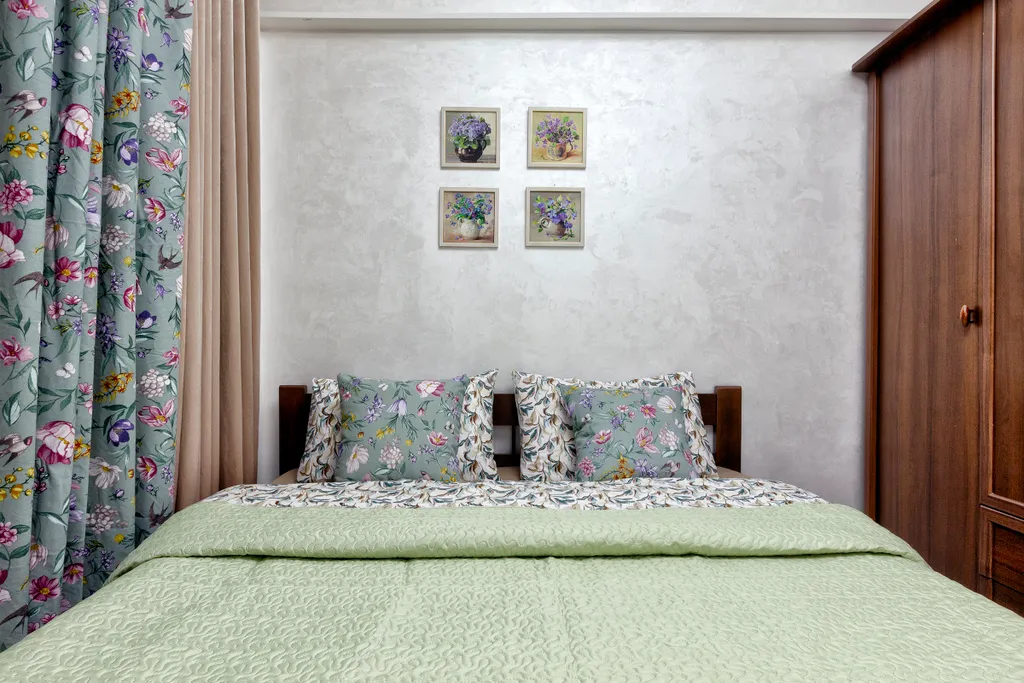 Квартира Уютная трёхкомнатная в отличном районе — аренда посуточно в Алматы