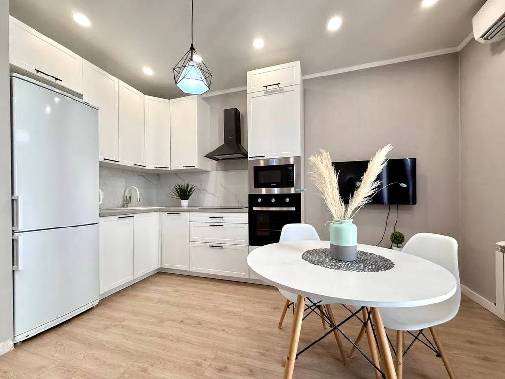 Отличная квартира ЖК «Раимбек» центр города, метро & питьевая вода