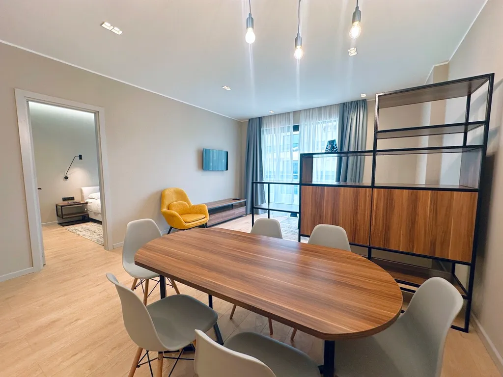 Просторный апартамент с видом на горы и море Crowne Plaza