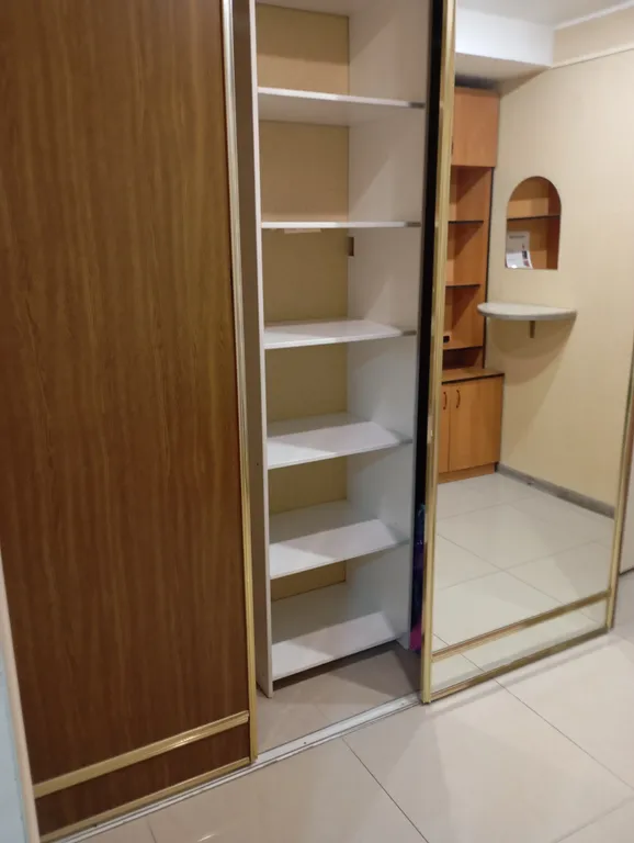 Просторная квартира в удобном районе с отдельным входом