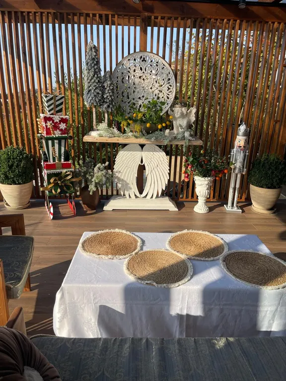 Дом с  бассейном, финской сауной, джакузи и шикарным видом на море